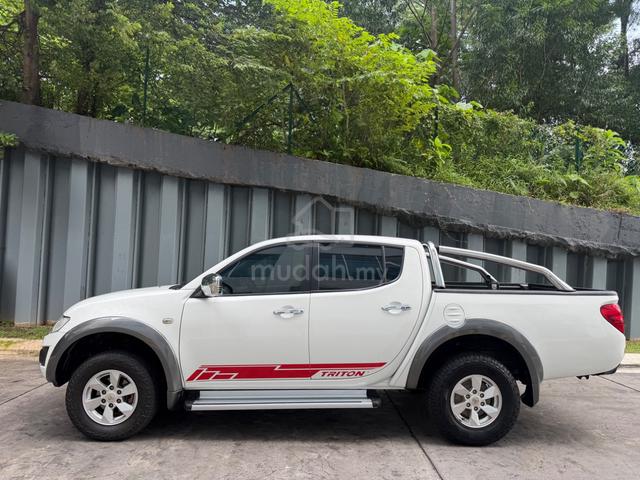 2011 Mitsubishi TRITON 2.5 4x4 Auto - 2