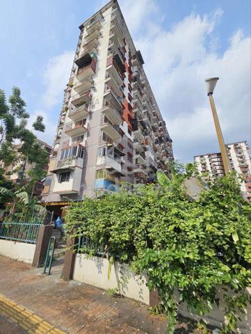 Pangsapuri SS8 Kelana Jaya 1