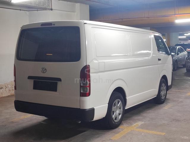 130K KM 2017 Toyota HIACE 2.5 ENHANCED (M) - 4