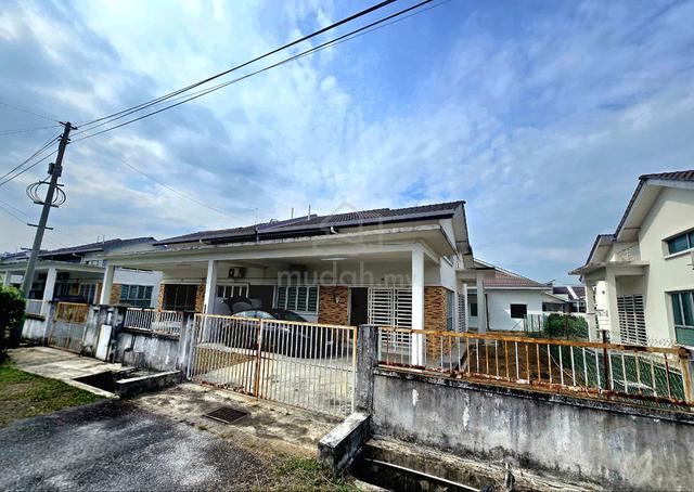 FULL LOAN Single Storey Semi D Taman Intan Baiduri Salak Tinggi Sepang 1