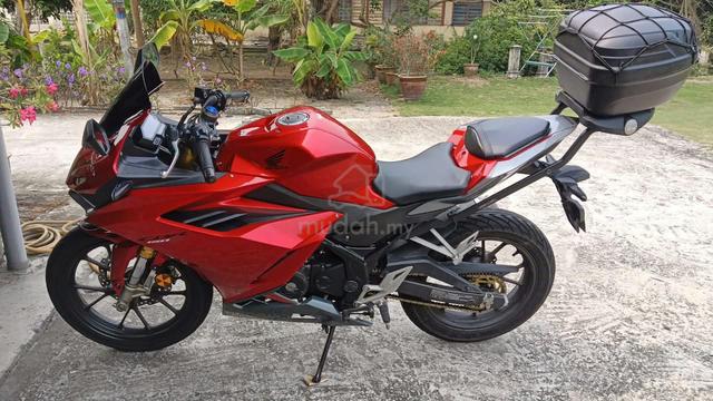 Honda CBR 150R untuk dijual - photo 2 of 5