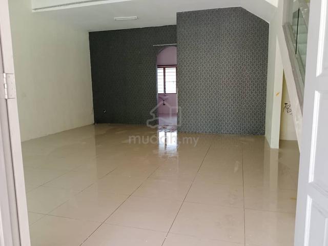 Double storey terraced house 1