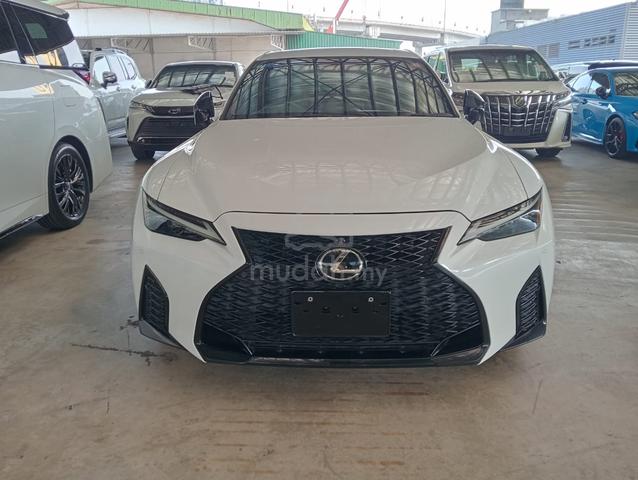 4.5B 40K KM UNREG 2022 Lexus IS300 2.0 F-SPORT - 3