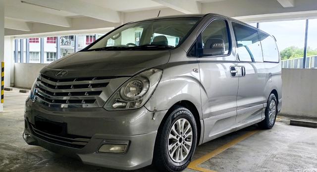 2012 Hyundai GRAND STAREX 2.5 ROYALE FACELIFT (A) - 3