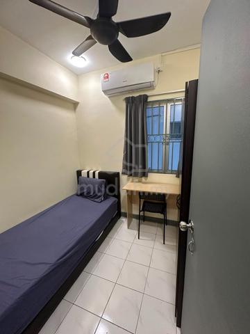 Furnished Single Room, D'aman Crimson Block Harmoni, LRT Lembah Subang 1