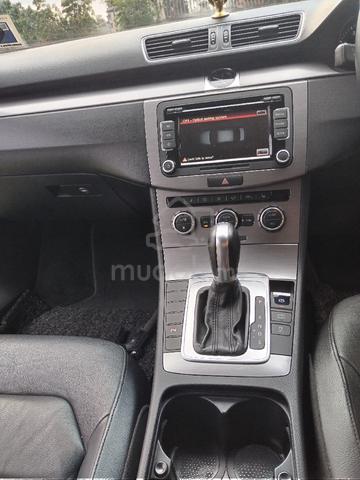 2016 Volkswagen PASSAT 1.8 TSI TRENDLINE (CKD) (A) - 3