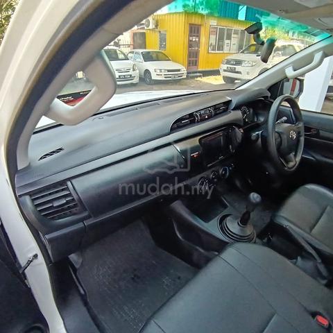 Toyota Hilux Single Cab 2.4 Manual - 4
