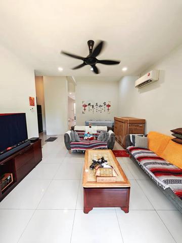[Renovated 22x75sf] 2 Storey LakeClub ParkHome, Rawang Town 1
