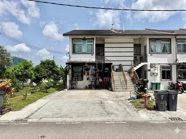Taman Scientex Jaya Senai Townhouse End Lot Unit [ Murah / Full Loan ] 1