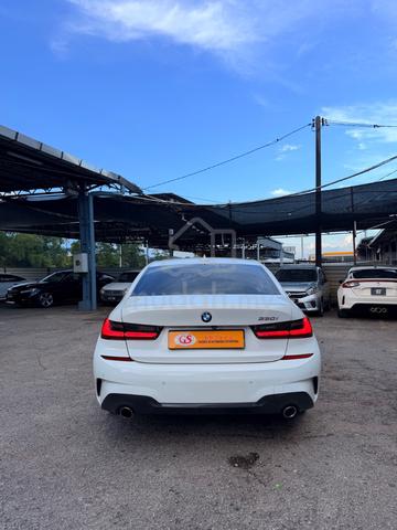 2019 Bmw 330i  2.0L (A) - 4