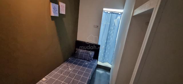 Room Bilik Semabok Ujong Pasir Melaka Raya Mahkota Dataran Pahlawan 1