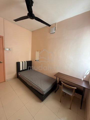 Single,Couple Kepong KL City 1