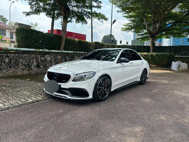 2019 Mercedes Benz C300 2.0 AMG LINE (CKD) (A) - 1