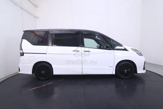 2022 Nissan SERENA 2.0 PREMIUM HIGHWAY STAR (A) - 4