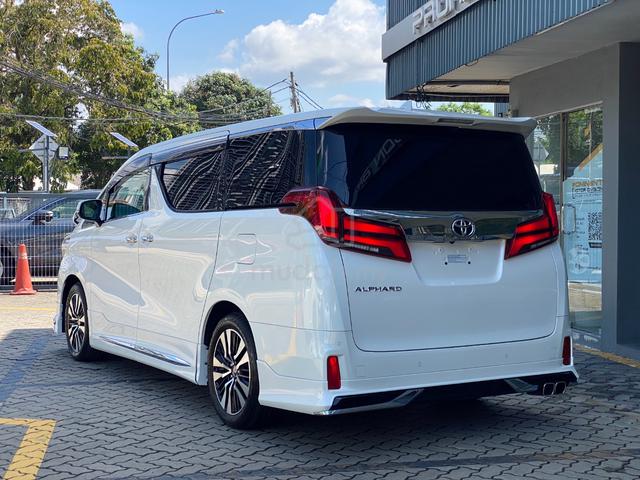 2023 Toyota ALPHARD 2.5 SC MODELISTA 7 Seater - 4