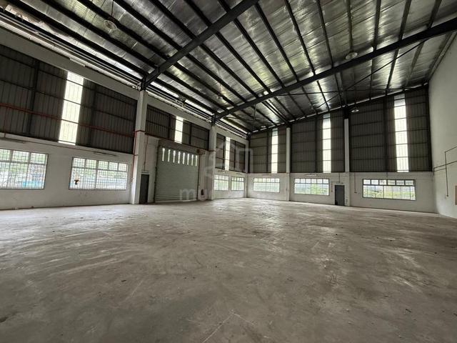 BIGGEST CORNER FACTORY FOR RENT IN JALAN SELATAN @ impian emas 1