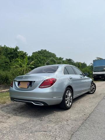 2015 Mercedes Benz C200 AVANTGARDE 2.0(A)full loan - 2