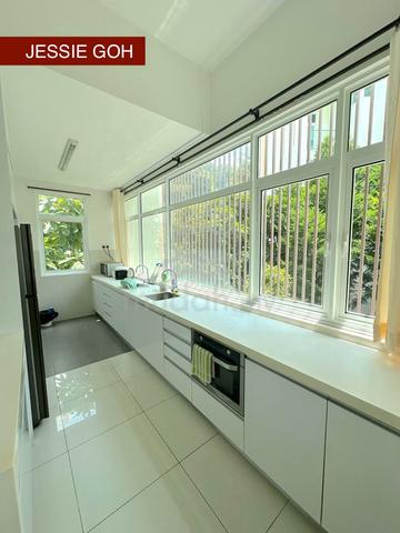 Ferringhi Residence 1