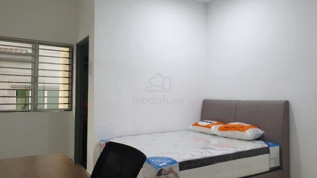 Room for rent in Quiet Neighborhood in Taiping 1