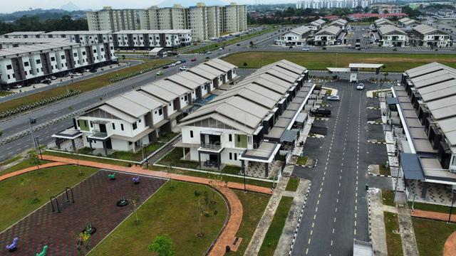 Below Bank Value Brand New Gated Guarded Double Storey Terrace Corner 1