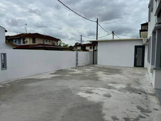 Nusantara Gelang Patah 2"Storey Corner Lot+ 18FT Land Go To Tuas 10Min 1