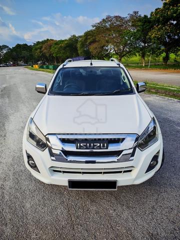Isuzu D-MAX 2.5 Z PRESTIGE 4X4 (A) TIPTOP 1 OWNER - 5