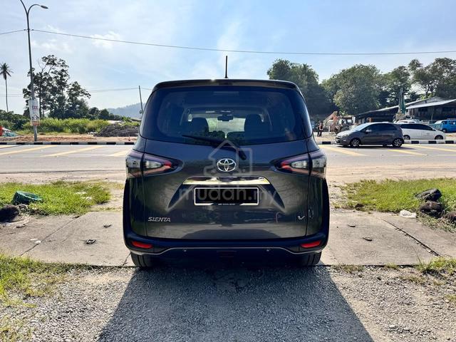 2016 Toyota SIENTA 1.5V (A) - 4