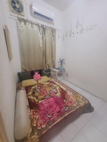 Small Room motor parking only inside house 1