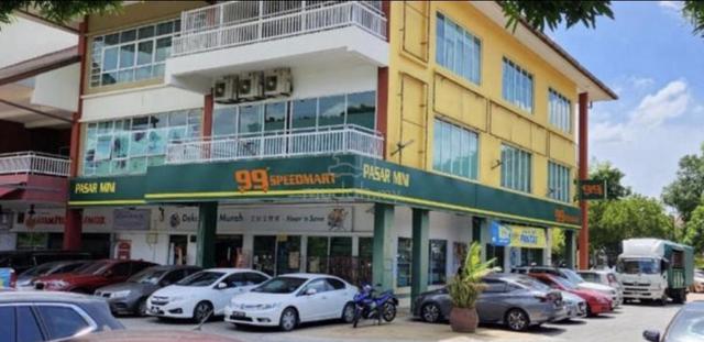 3 Storey Dbayu Corner Shoplot at Bukit Jelutong, Shah Alam for SALE!!! 1