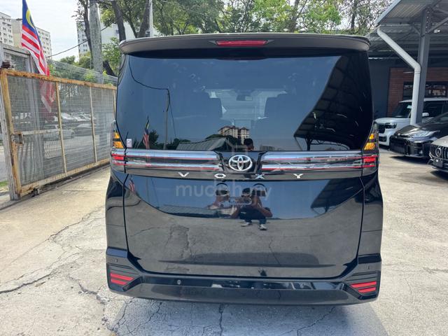 2024 Toyota VOXY 2.0 S-Z (A) Power Boot 2Pd 7s Rea - 4