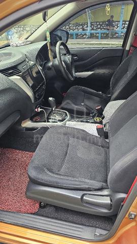 2016 Nissan NAVARA 2.5 V (A) - 4