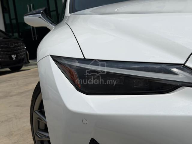 2022 Lexus IS300 F Sport Unreg Sunroof - 3