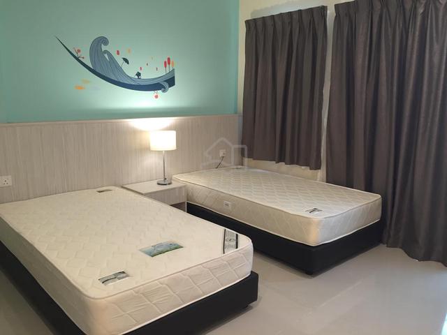 Laguna 2 @ Marina Island 1