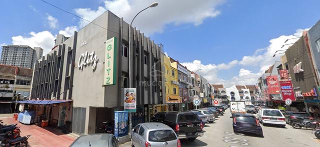 Adjoining Shop/Ground Floor/3 Storey Shop In SS15 Subang JayaFor Rent 1