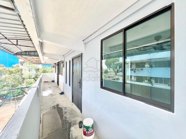Flat Taman Ungku Tun Aminah 1