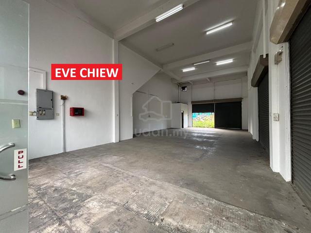 Pusat Perindustrian Ngee Lim / 3-Storey Light Industrial Shop For Sale 1