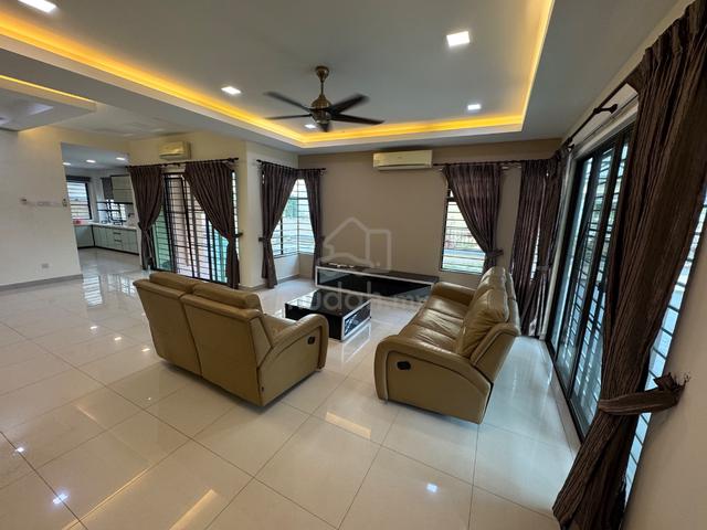2.5 Storey Semi D TAMAN WIRA MUTIARA 1 Bdr Sg Long [ FACING SOUTH ] 1