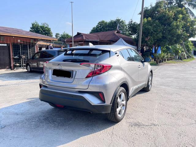 2018 Toyota C-HR 1.8 (A) (LOAN KEDAI) - 5