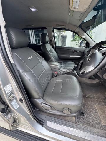 2012 Toyota HILUX 2.5 G MY05 KUN25R FACELIFT II - 5