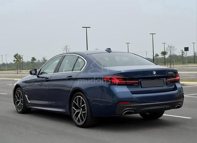 [2022] BMW 530i 2.0 M-Sport Ful Service Record BMW - 2