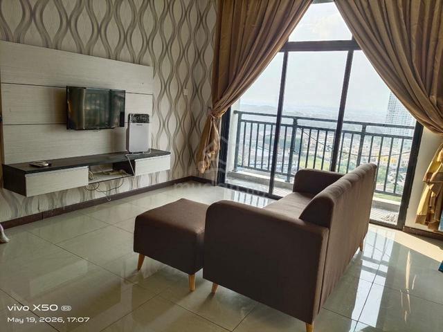 Molek Regency 1