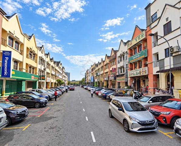 Taman Kasturi Cheras 3 Storey Shoplot for Sale 1