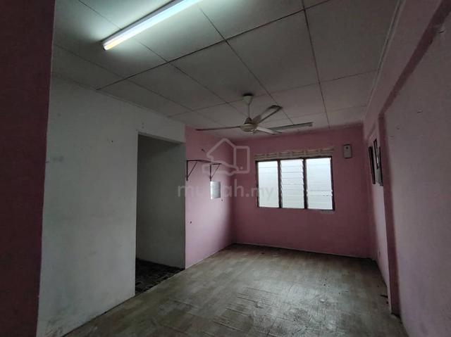 Taman Sri Plentong 1