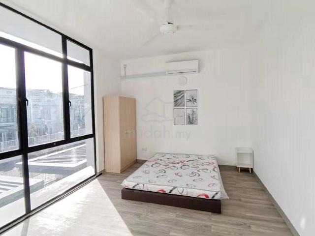 Nice condition Modern design bandar Seri alam @masai house for sale 5