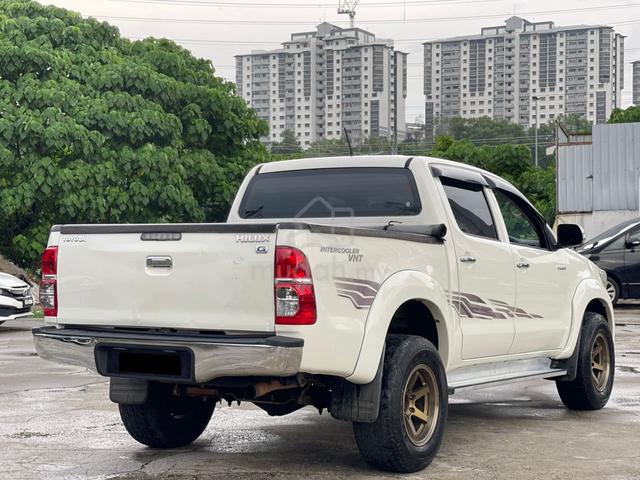 2014 Toyota HILUX 2.5 TRD SPORT TIP TOP CONDITION - 2