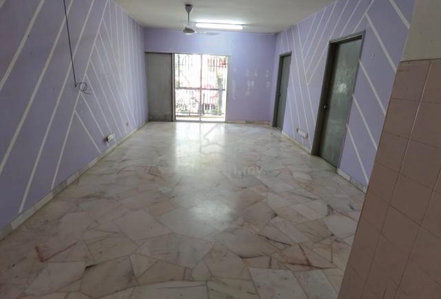 Desa View Towers Apartment 1
