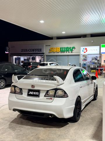 2011 Honda CIVIC 2.0 I-VTEC (A) - 2