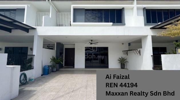 Double Storey Superlink (Intermediate) Sejati Lakeside (Phase 2) 1