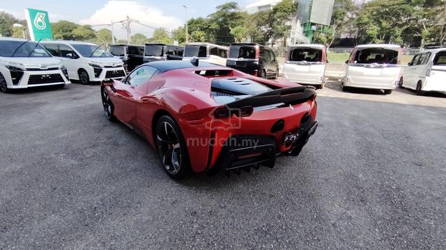 2021 Ferrari SF90 4.0 STRADALE V8 (A) - 2