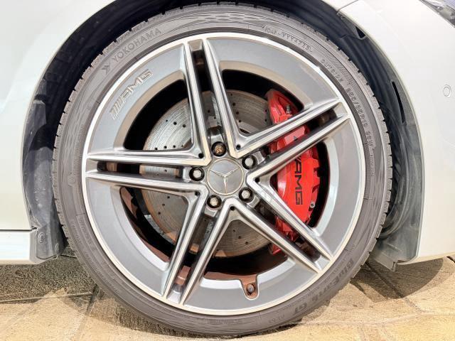 2022 CLA45 4matic Bucket seat Shooting Brake - 4